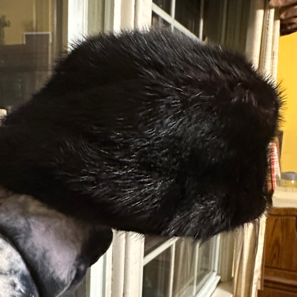 Oleg Cassini Black Plush Fur Hat